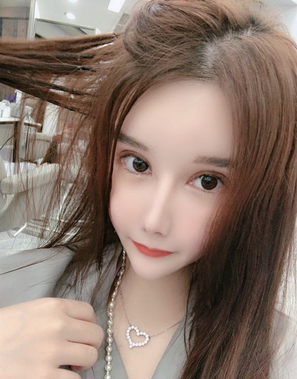 温哥华模特预约